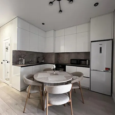 двухкомнатная в аркадии с евро ремонтом ! Apartment Odesa