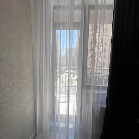 двухкомнатная в аркадии с евро ремонтом ! Apartment