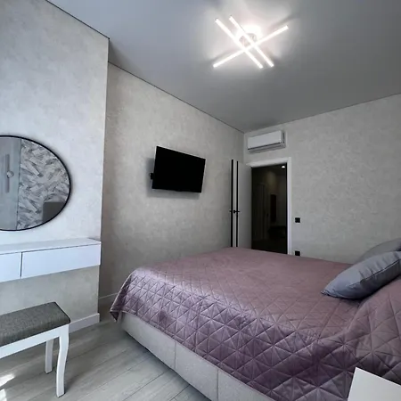 двухкомнатная в аркадии с евро ремонтом ! Appartement Odessa