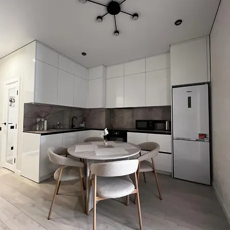 двухкомнатная в аркадии с евро ремонтом ! Apartment Odesa